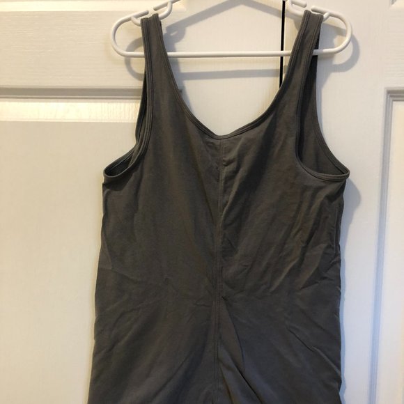 Full Length Tank Top (never worn!) - Picture 2 of 3